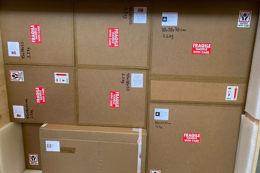 Cajas embaladas y etiquetadas